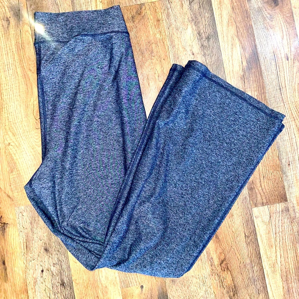 Old Navy Flare Yoga Pants XL